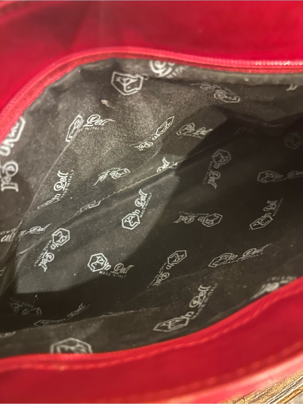 Valentina Italian red leather shoulder bag - Picture 13 of 14